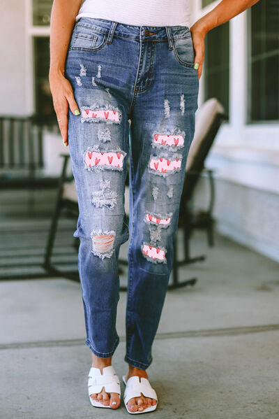 Heart Pattern Distressed Straight Jeans
